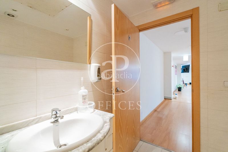Foto bab024dc-024a-4162-af11-6139ab99496c. Affitto ufficio con riscaldamento in Almagro Madrid