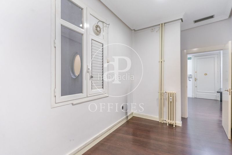 Foto 883e2a7d-53ca-42f8-b139-08b8d37a58a1. Miete büro mit heizung in Palacio Madrid