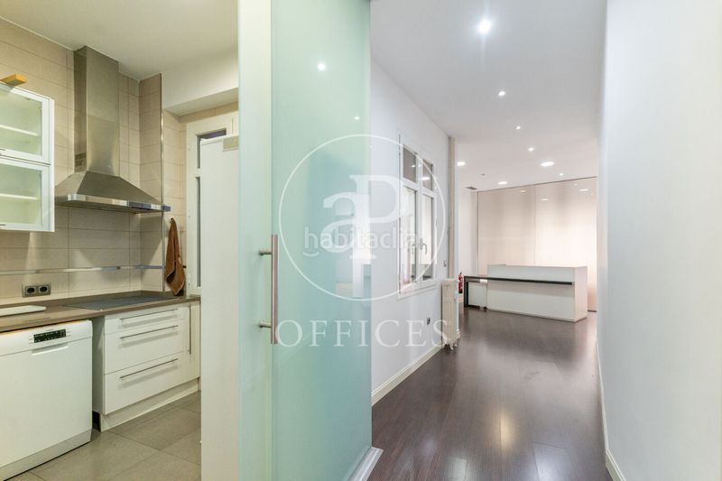 Foto b753ee53-74aa-48de-b5b9-da366ab65fe1. Miete büro mit heizung in Palacio Madrid