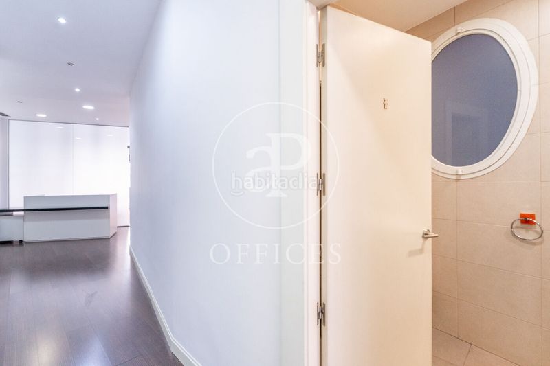 Foto cb3a2a91-ebb2-41e7-86ed-ba63de824b33. Miete büro mit heizung in Palacio Madrid