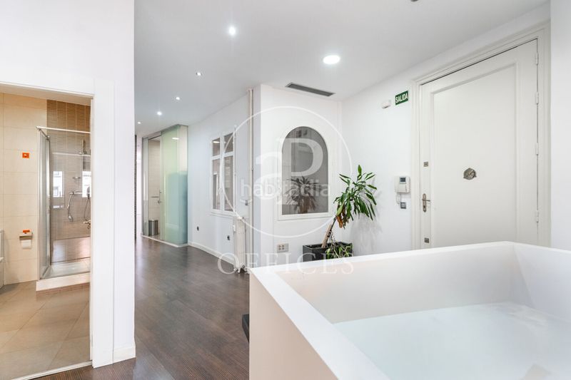 Foto cbfbebcc-8243-4e00-a84d-204a341b9ff1. Miete büro mit heizung in Palacio Madrid