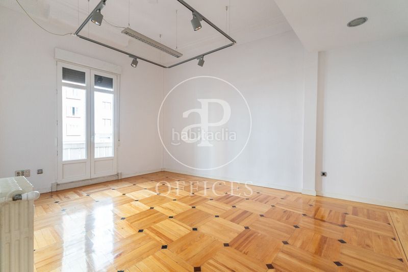 Foto f2f92dc5-7daf-4b4d-b41e-d4a5e1a15e29. Miete büro mit heizung in Palacio Madrid