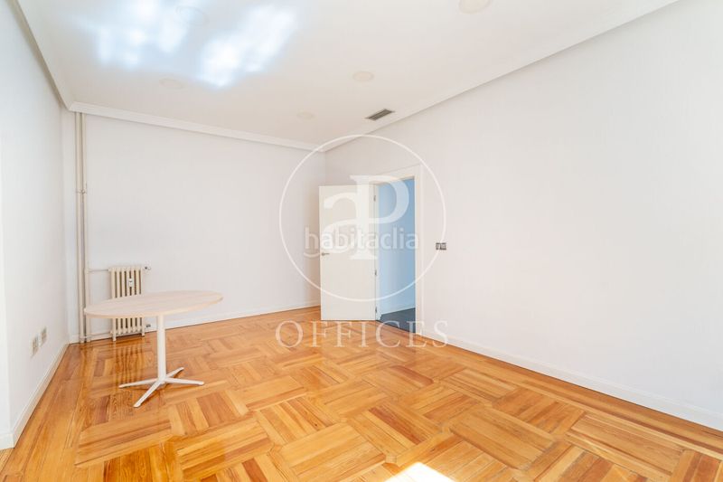 Foto fbf9eee5-403d-493e-ad29-a90ff78656b0. Miete büro mit heizung in Palacio Madrid