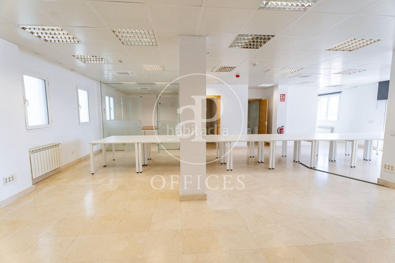 Foto 99673f0f-a251-4ab1-988d-4d0a6912f2fe. Affitto ufficio con riscaldamento in El Viso Madrid