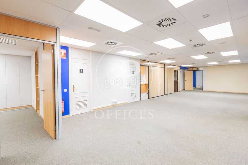 Foto a9dbb47b-08b1-4172-b949-f9787a1f3ec2. Miete büro mit heizung in Hispanoamérica-Bernabéu Madrid