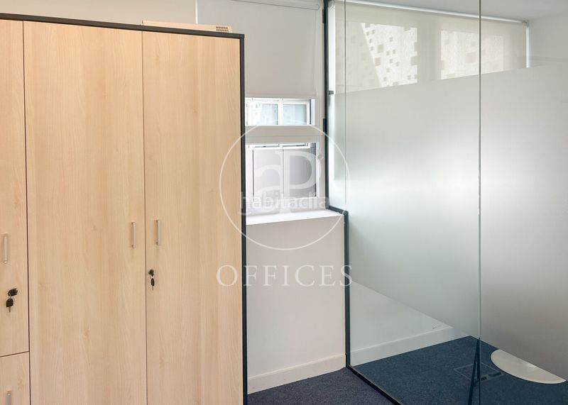 Foto 67d46090-f4ae-42c3-a8d8-a557d539e0a5. Miete büro mit heizung in El Viso Madrid