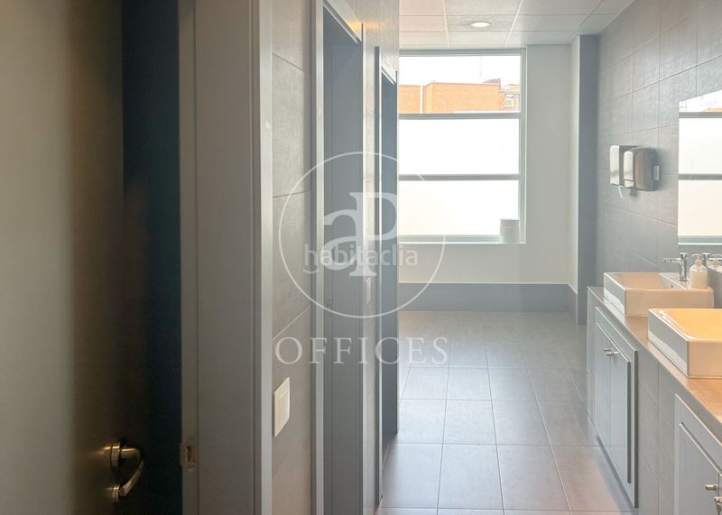 Foto ce17b005-732d-42ce-9af7-52cb66fdda8b. Miete büro mit heizung in El Viso Madrid