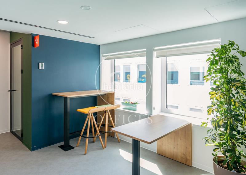 Foto 0a08f9a9-6778-4402-883d-9239fc817a04. Rent office space with heating in Hispanoamérica-Bernabéu Madrid