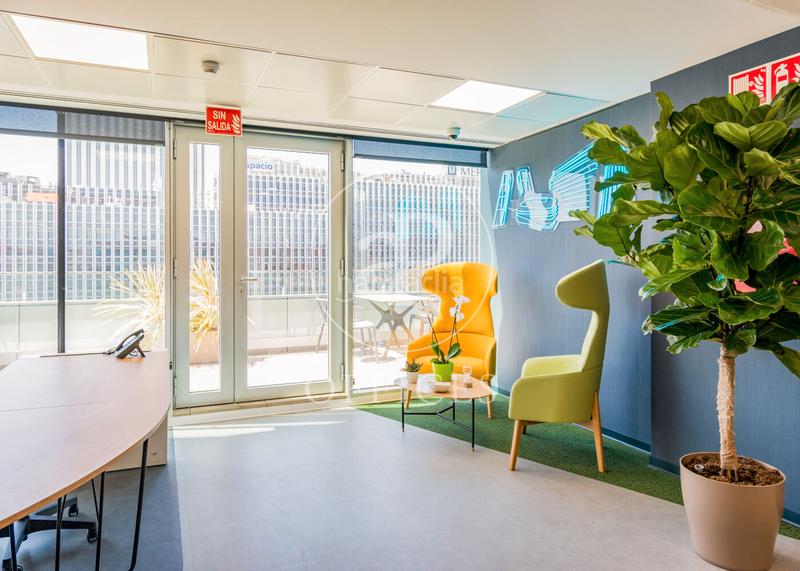 Foto 500573a9-ea49-40a5-854f-c306cd16b431. Rent office space with heating in Hispanoamérica-Bernabéu Madrid