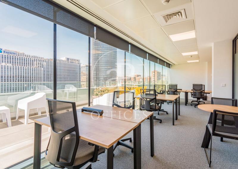 Foto f9347aba-ec4d-462d-a590-794bff207066. Rent office space with heating in Hispanoamérica-Bernabéu Madrid