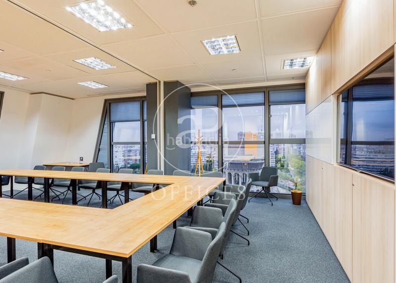 Foto 14f3e742-8fd0-43c2-920f-2e4ae5bbe083. Location bureau avec chauffage dans Castilla Madrid