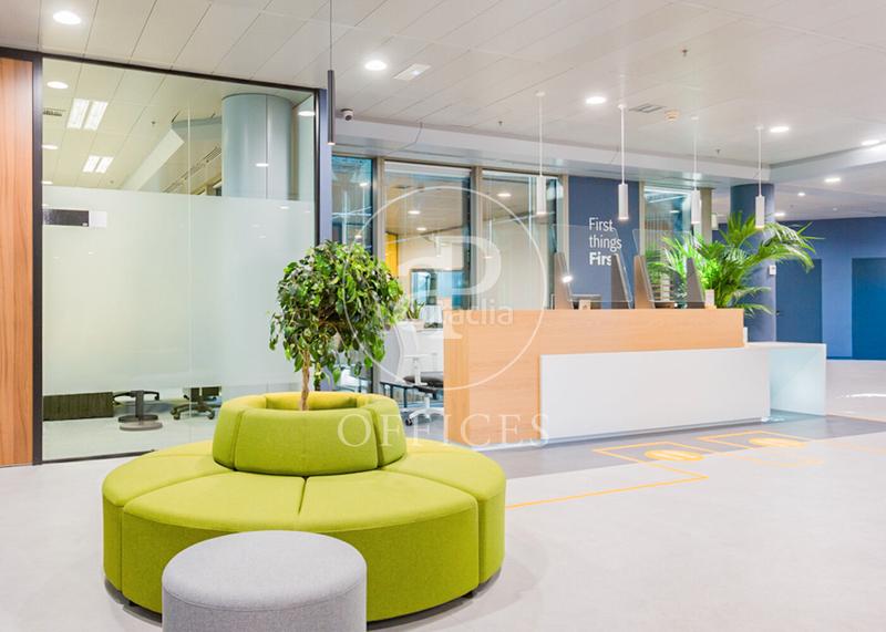 Foto 830473b2-c35b-4df2-b0a2-d08f23fc1562. Miete büro mit heizung in La Finca Pozuelo de Alarcón