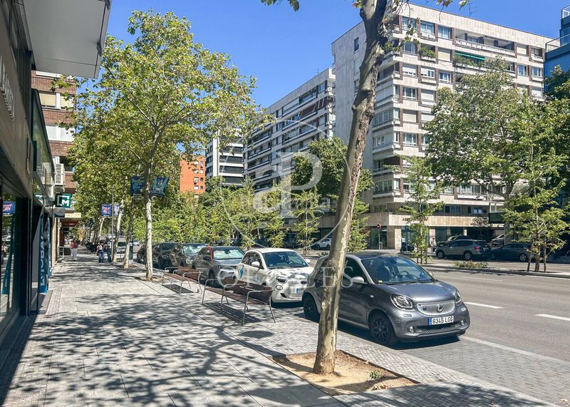 Foto 540f2dcd-3525-4128-b335-163b71ec696a. Miete büro in El Viso Madrid