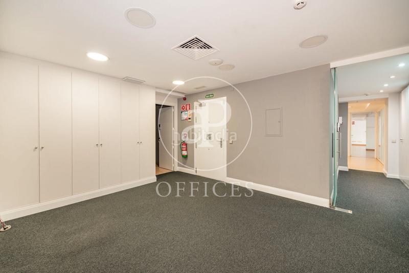 Foto 4066ef7d-5b9b-40f3-b38f-9170f7b09f4f. Location bureau avec chauffage dans Recoletos Madrid