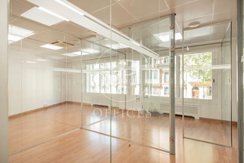 Foto 6a332aa5-11c3-48b8-af4f-f8bbe5666f4d. Location bureau avec chauffage dans Recoletos Madrid