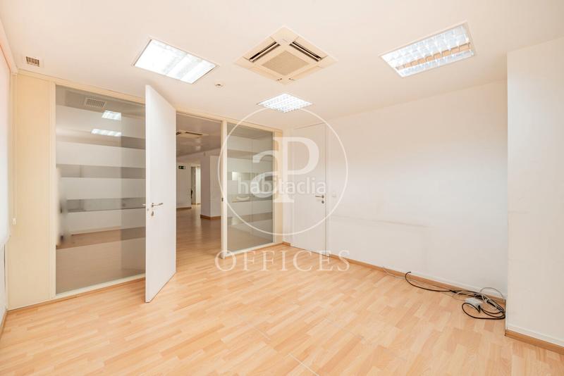 Foto 1a714581-f986-4a85-8c49-e5b6c547aae3. Miete büro mit heizung in Recoletos Madrid
