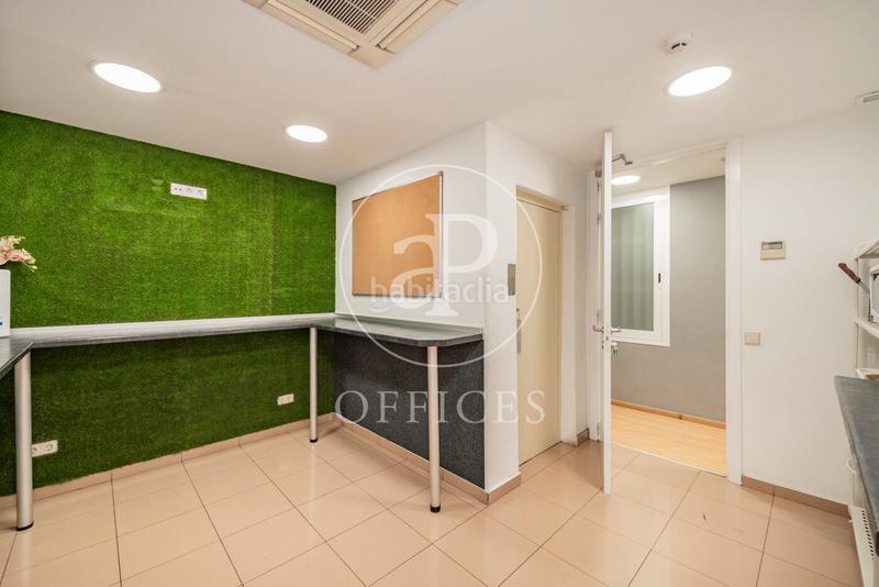 Foto 5e83d890-6f72-4ef4-b071-40fe3fa7056e. Miete büro mit heizung in Recoletos Madrid