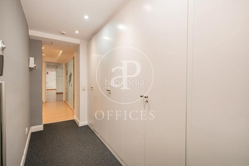 Foto 09750166-cee3-49bf-8f8d-11b4ecfcbb34. Rent office space with heating in Recoletos Madrid