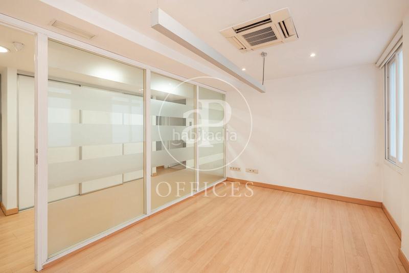 Foto 6db5f4ed-5905-44ec-9fac-2e9b1bd9d9a5. Rent office space with heating in Recoletos Madrid