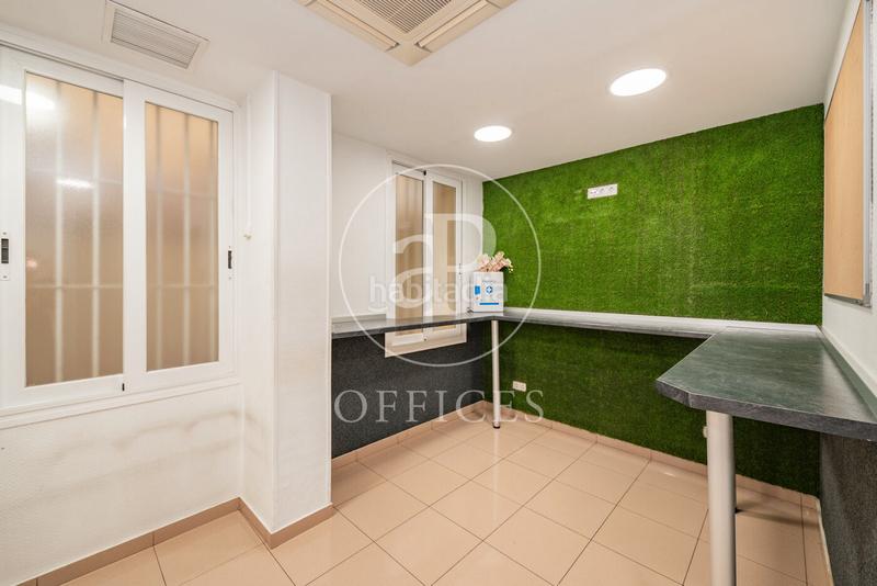 Foto 6e5e1541-9e05-4e34-bfa0-7c424330a013. Rent office space with heating in Recoletos Madrid