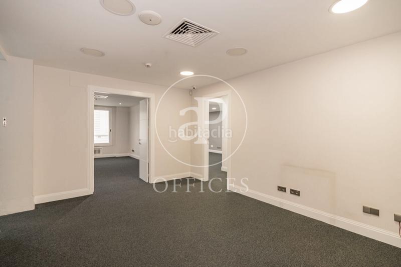 Foto 71bd502e-2ef1-4487-b507-83d6baabcefb. Rent office space with heating in Recoletos Madrid