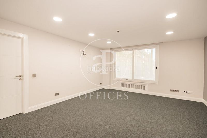 Foto 7591c888-ee65-4dbb-921e-3935b3194a28. Rent office space with heating in Recoletos Madrid