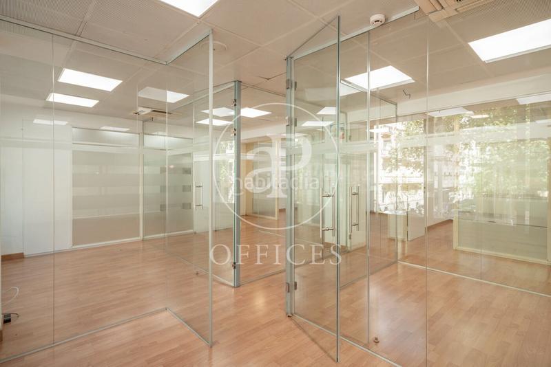 Foto c0a0fc64-b519-42d1-8408-4927bded893c. Rent office space with heating in Recoletos Madrid