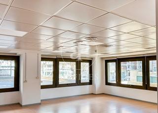 Miete Büro in Castillejos-Cuzco. Oficina en alquiler en calle orense