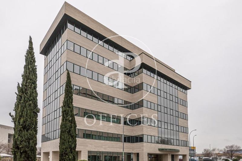 Foto d874a4ff-a591-4139-a4a6-3d8047c7aa93. Location bureau dans Aeropuerto Madrid