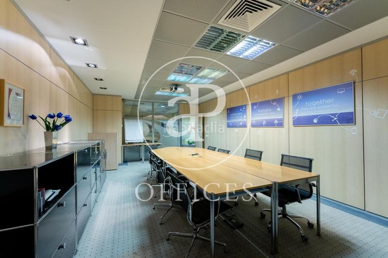 Foto f7ffc9fb-675f-41be-b1b5-3d63be6b3edb. Bureau avec chauffage dans Corralejos-Campo de las Naciones Madrid