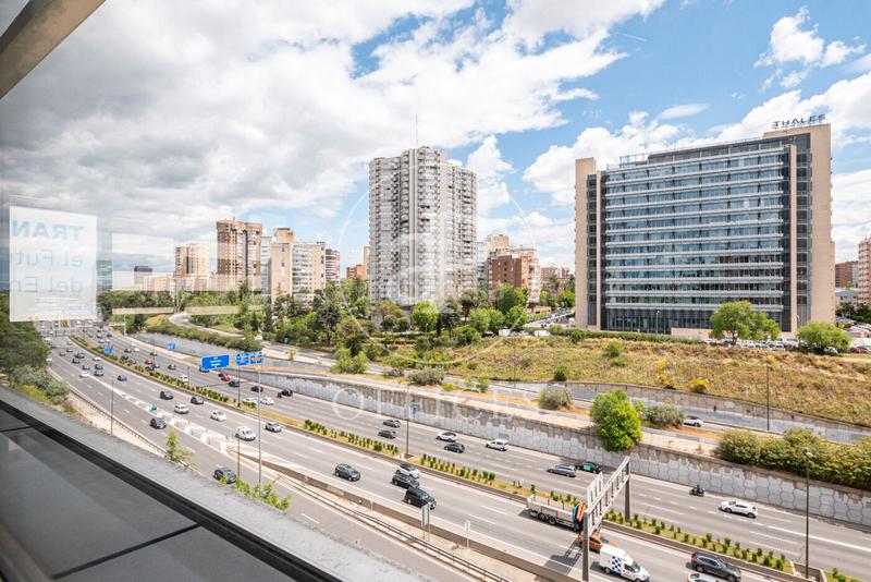 Foto 6f72a288-beac-4408-9bcd-3a998a60b58d. Lloguer oficina amb calefacció a Castilla Madrid