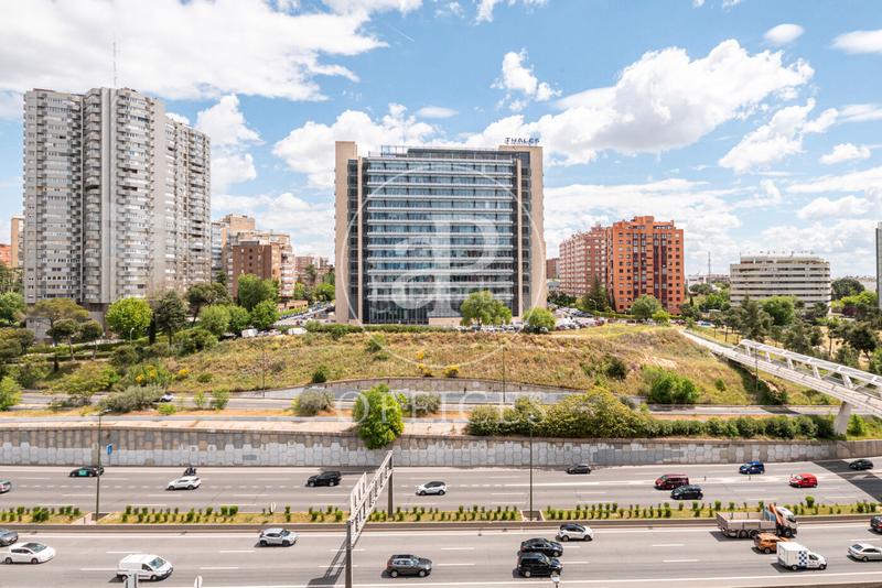 Foto a6ee1319-93d2-43be-aa41-a088c8ec4a94. Miete büro mit heizung in Castilla Madrid