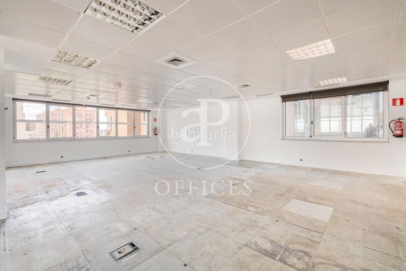 Foto 38e39589-cdb2-4f43-a896-2c626f3274ed. Rent office space with heating in Castilla Madrid