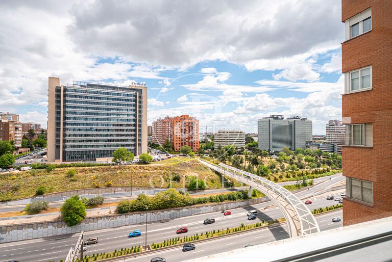 Foto 58b8624a-e79d-49b9-9688-3f534acc3dab. Affitto ufficio con riscaldamento in Castilla Madrid