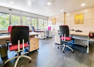 Location Bureau à El Viso. Oficina en alquiler en calle velázquez