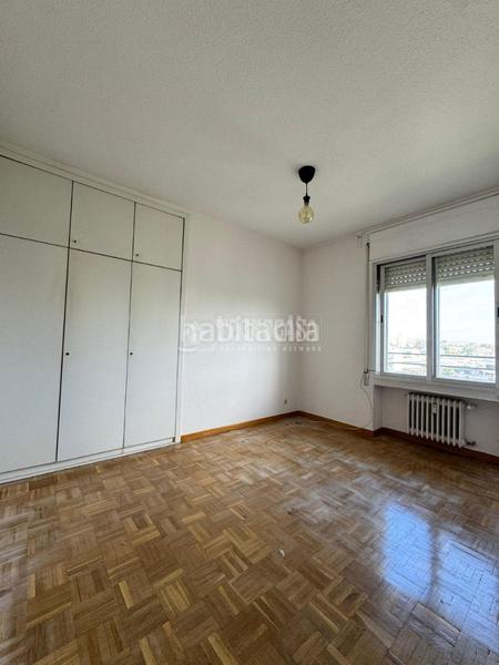 Foto bb8ae0cb-4517-4074-b31d-24192f1c84a6. Piso  en venta en Conde Orgaz - Piovera Madrid