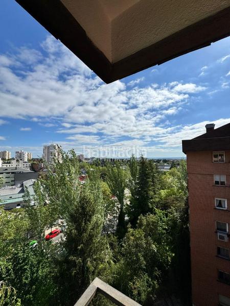 Foto f7b6d006-ffa6-4583-b191-a2477766444d. Piso  en venta en Conde Orgaz - Piovera Madrid