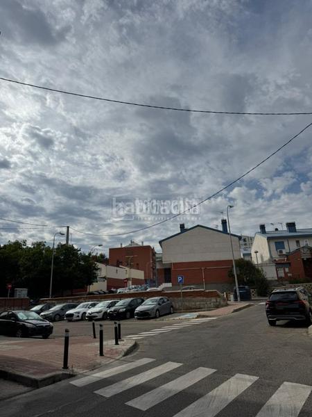 Foto 210f0c5b-a9d1-4ae4-a01e-3a3ca7f73c40. Piso  en venta en Canillas Madrid