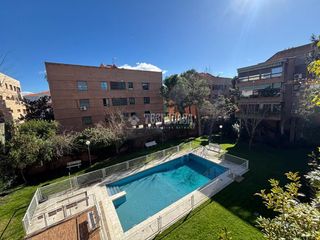 Miete Etagenwohnung  C. de arturo soria. Piso en alquiler en madrid