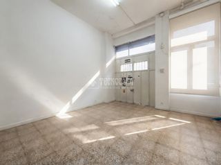 Local Comercial  C. carril del conde. Local comercial en venta en madrid