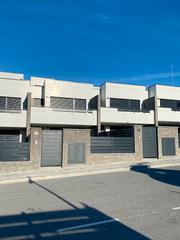 Maison jumelée à Moreo urbanizazioa 22. Adosado esquinero