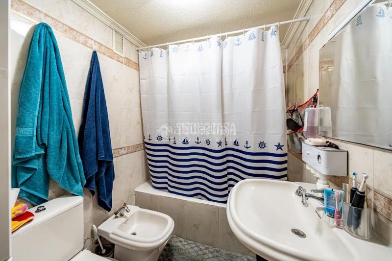 Foto a4e69c5e-a5f3-4285-9848-4892a2c1887f. Pis amb calefacció a Chopera Madrid