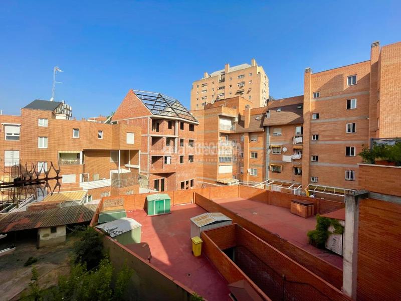 Foto 0cde3a96-bf90-4656-8c96-d1237ea1c6fd. Pis amb calefacció a Numancia Madrid