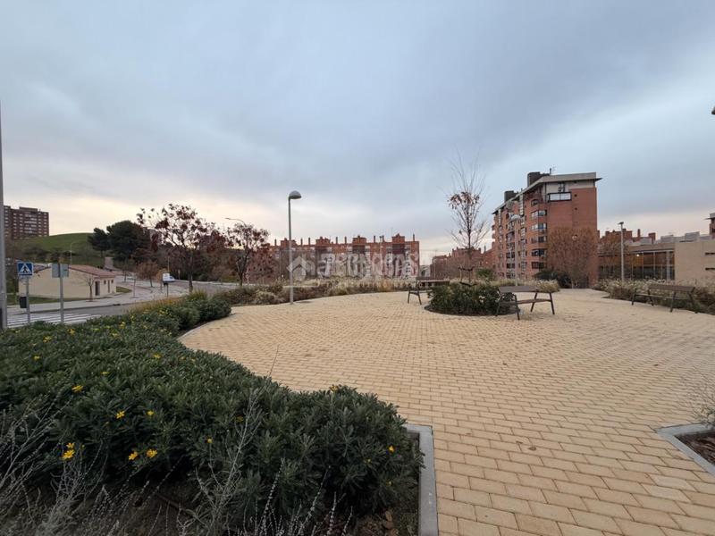 Foto 64a1193b-6305-482e-8083-09975a6c28e6. Flat with heating in Numancia Madrid