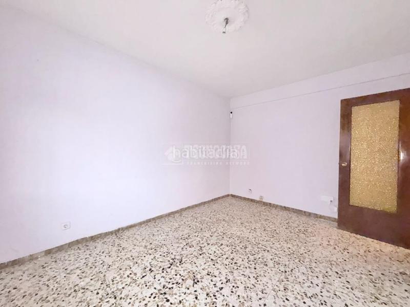 Foto 9acdcf93-5acc-4e1c-9f43-e3159061e045. Flat with heating in Numancia Madrid