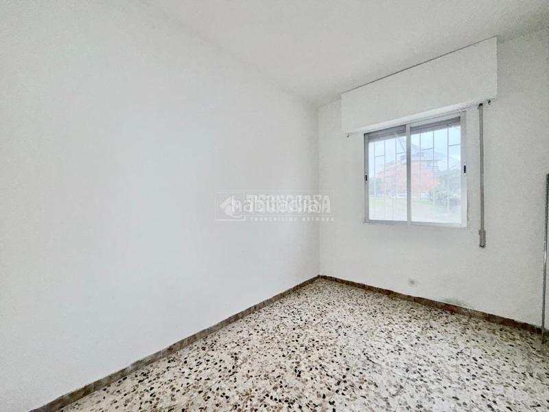 Foto ab99cbc5-d8cb-431d-8e2f-37b8a33ab2d2. Flat with heating in Numancia Madrid