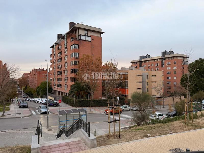 Foto cca71d2d-deea-40e4-9459-9e024f628d80. Flat with heating in Numancia Madrid
