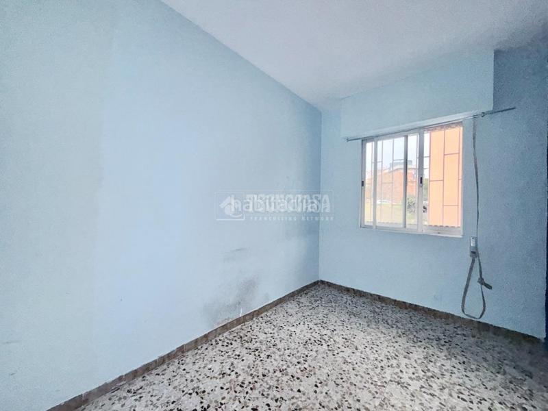 Foto f6cb8b3e-1a26-4b0c-b3b2-7eeeb8cd49cc. Flat with heating in Numancia Madrid