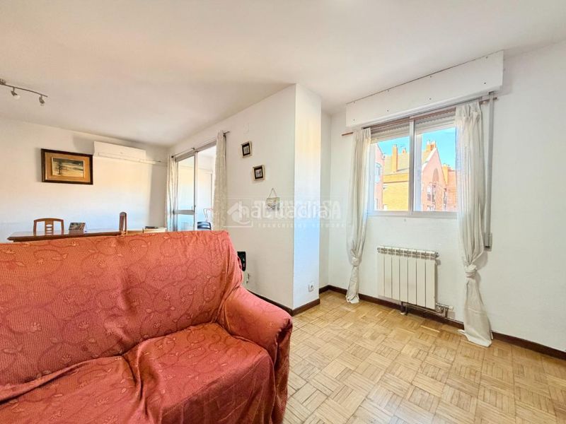 Foto 82670901-456f-4094-a488-66733e8d1ec6. Pis amb calefacció aparcament a Numancia Madrid