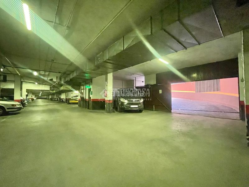 Foto 8a0e83b3-3ec5-4219-8a10-1ddce335d66e. Piso  en venta en Numancia Madrid